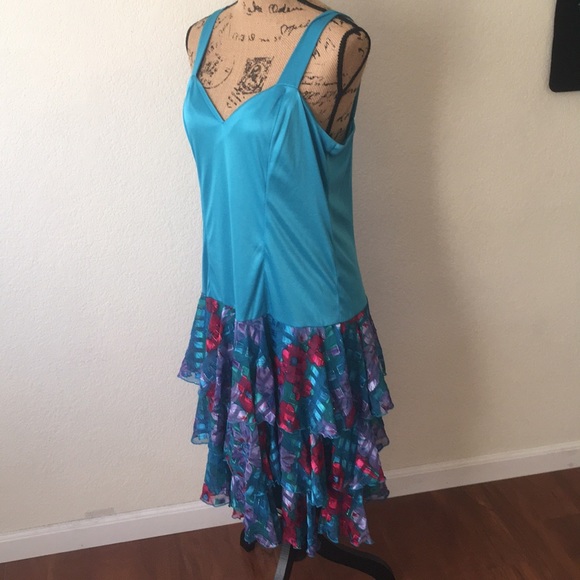 Beautiful like NEW dress. Size 10. Ann Hobbs . - Picture 2 of 8